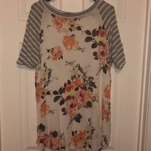 First Look floral Top